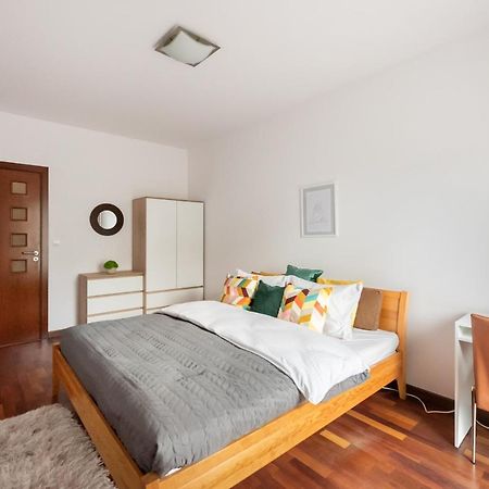 Wola Sunset Apartment Free Parking Varsavia Esterno foto